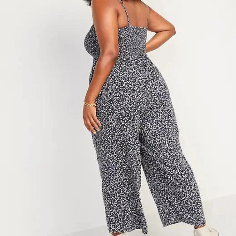 Old Navy Smocked Cami Jumpsuit for Women New - Picture 2 of 3